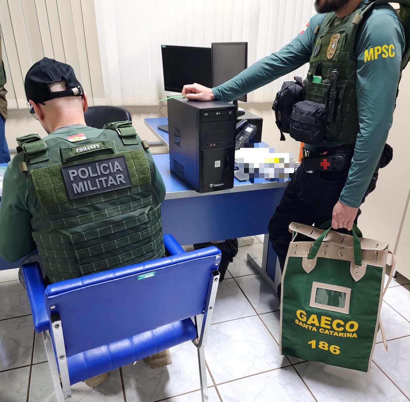 GRAVE: Operação investiga servidoras por suposto uso de cargos públicos para interesses particulares em Faxinal dos Guedes